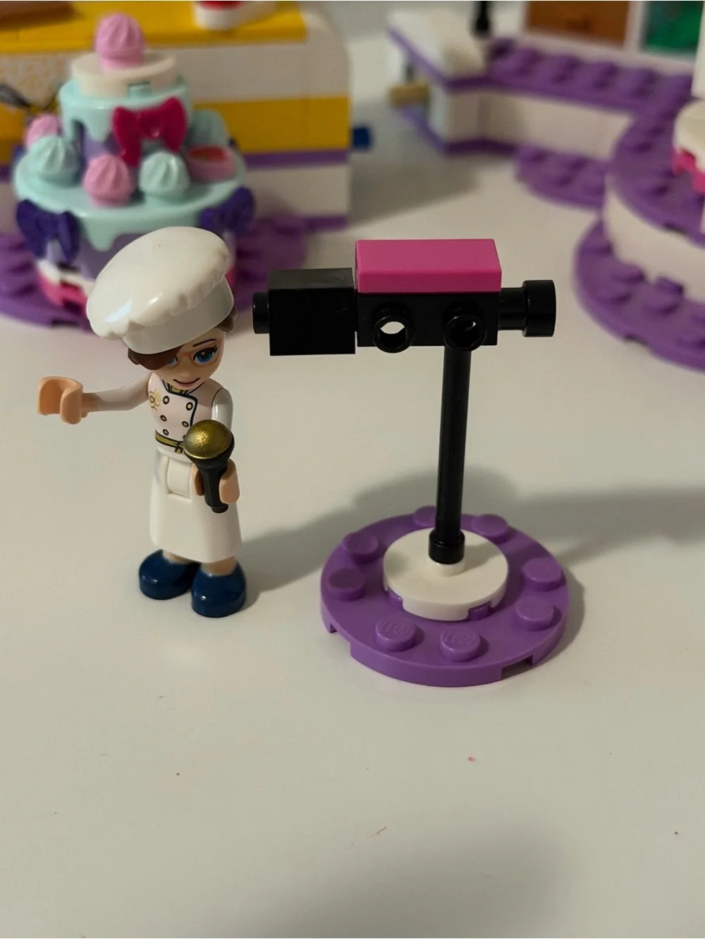 Lego Friends Pink baking competition Lego set